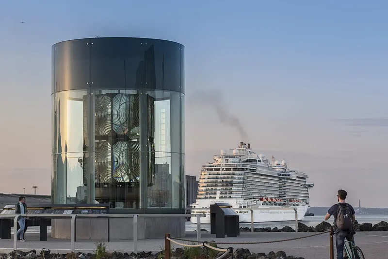Belfast & Northern Ireland Day Trip | Cruise Tours